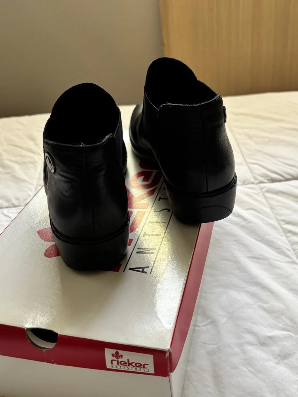 Rieker Black Leather Chukka Boots for Ladies